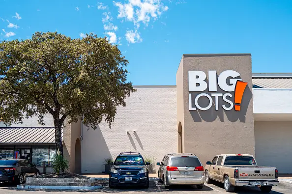 Big Lots Bankruptcy: Over 340 Stores Close in an Attempt to Restructure Big Lots Storefront